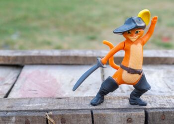 Interactive Delights: Exploring the Best Moving Cat Toys